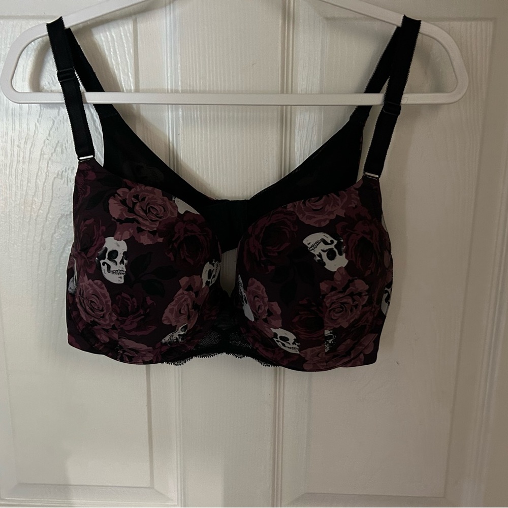 Bras Torrid padded Skull and Rose bra black dark 42 B